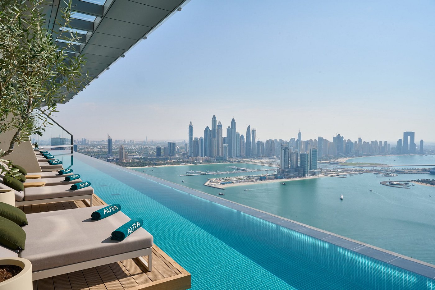 AURA SKYPOOL - Photo 1